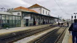Faro Bahnhof 250